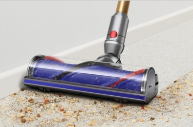 Насадка с прямым приводом тщательно очищает любые напольные покрытия